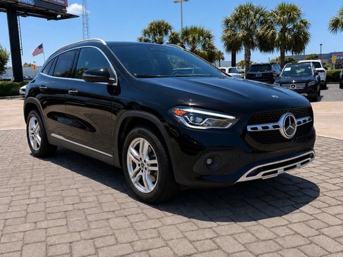 Used 2022 Mercedes-Benz GLA 250 4MATIC image 7