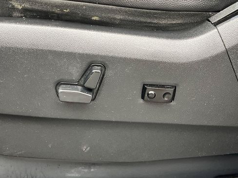 Used 2019 Dodge Grand Caravan GT FWD image 9