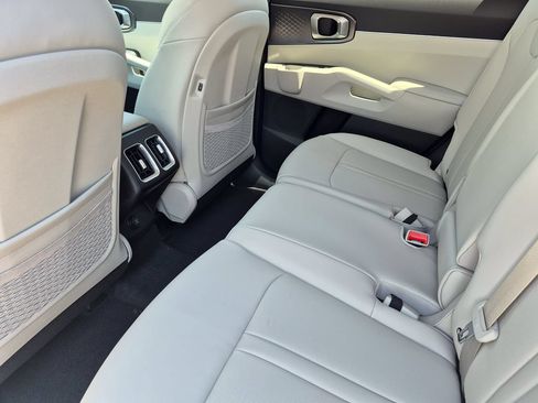 New 2026 Kia Sorento EX AWD/4WD image 12