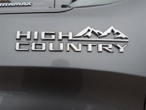 Used 2021 Chevrolet Silverado 1500 High Country w/ Safety Package II image 12