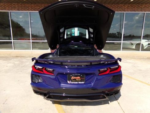 Used 2025 Chevrolet Corvette Stingray Preferred Cpe w/ Z51 Performance Package RWD image 12