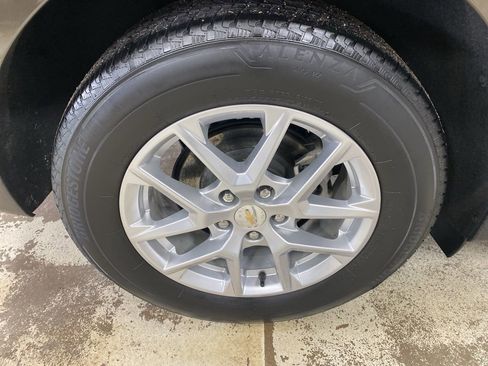 Certified 2023 Chevrolet Equinox LT AWD/4WD image 16