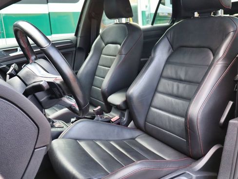 Used 2021 Volkswagen GTI SE FWD image 29