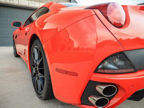 Used 2012 Ferrari California image 48