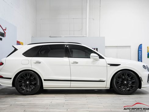 Used 2022 Bentley Bentayga Speed image 25