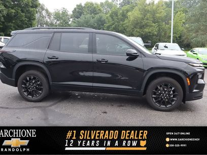 Used 2024 Chevrolet Traverse LT w/ Midnight/Sport Edition