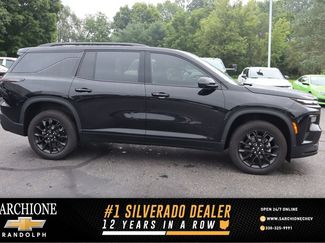 Used 2024 Chevrolet Traverse LT w/ Midnight/Sport Edition FWD video 1