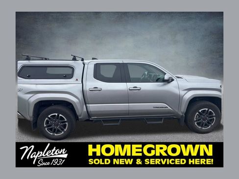 Used 2025 Toyota Tacoma TRD Sport w/ TRD Sport Upgrade Package AWD/4WD image 1