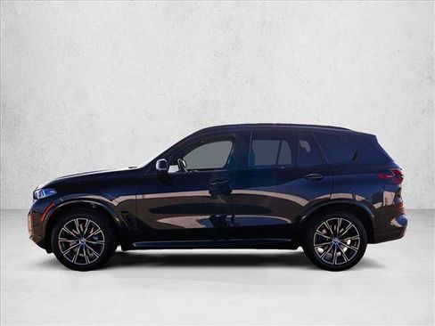 Used 2025 BMW X5 xDrive40i w/ M Sport Package AWD/4WD image 8
