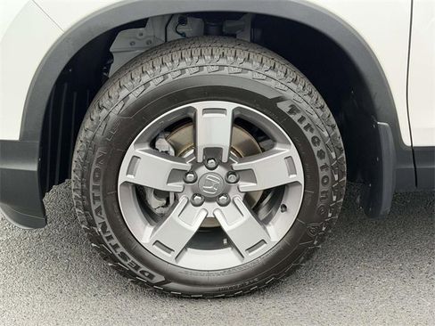 Certified 2024 Honda Ridgeline RTL image 5