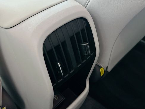 Certified 2025 Hyundai Kona SEL image 23