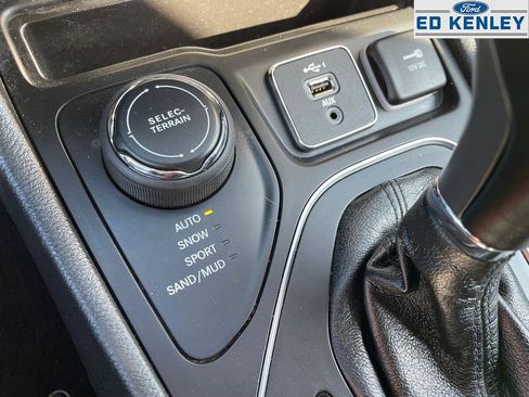 Used 2022 Jeep Cherokee Latitude Lux image 15