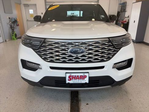 Used 2022 Ford Explorer Platinum w/ Technology Package AWD/4WD image 7