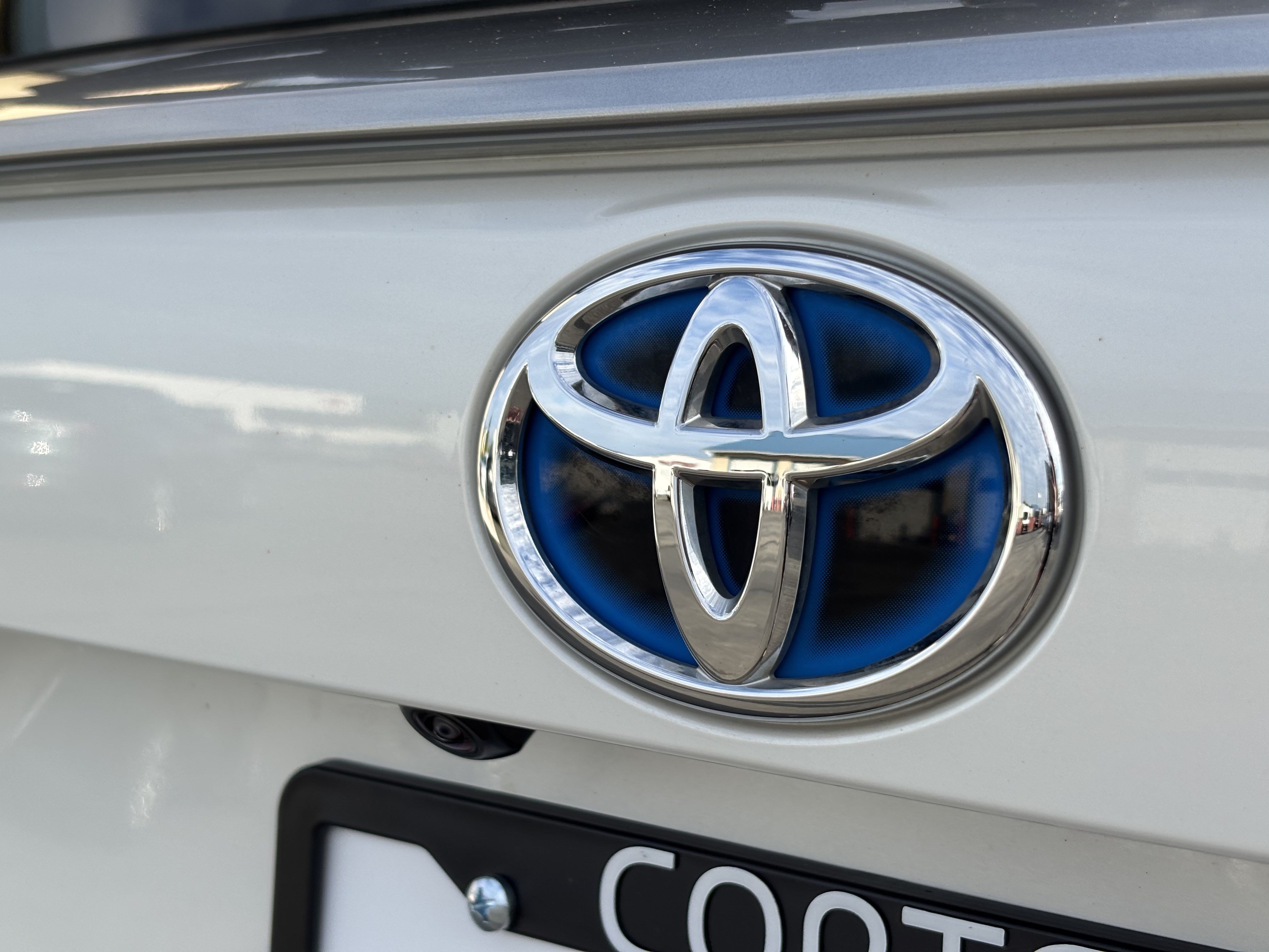 Used 2021 Toyota RAV4 XSE AWD/4WD image 10