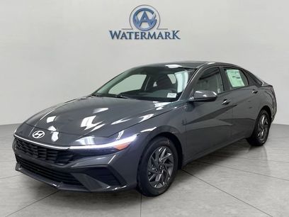 Certified 2025 Hyundai Elantra Blue