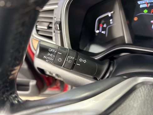 Used 2022 Honda CR-V Touring image 15