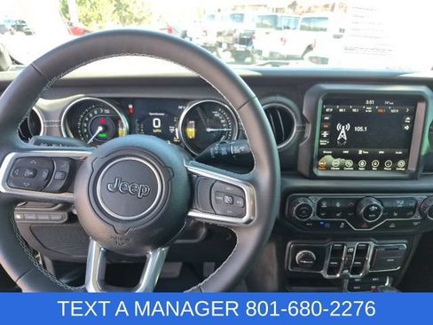 Used 2023 Jeep Wrangler Unlimited Sahara w/ Cold Weather Group AWD/4WD image 29