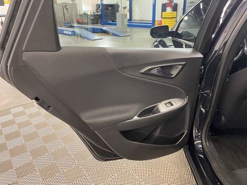 Used 2023 Chevrolet Malibu LT image 32