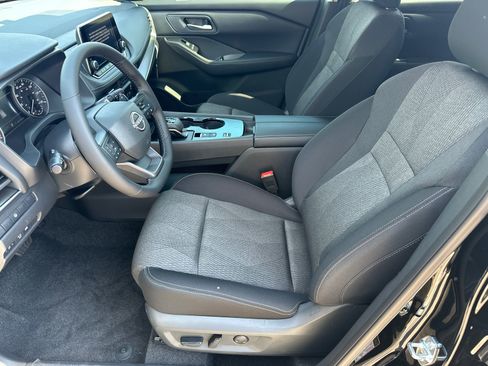 New 2026 Nissan Rogue SV image 9