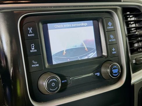 Used 2024 RAM 1500 Classic SLT image 16