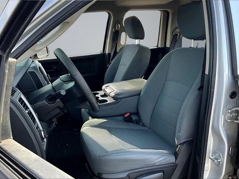 Used 2017 RAM 1500 Express AWD/4WD image 15