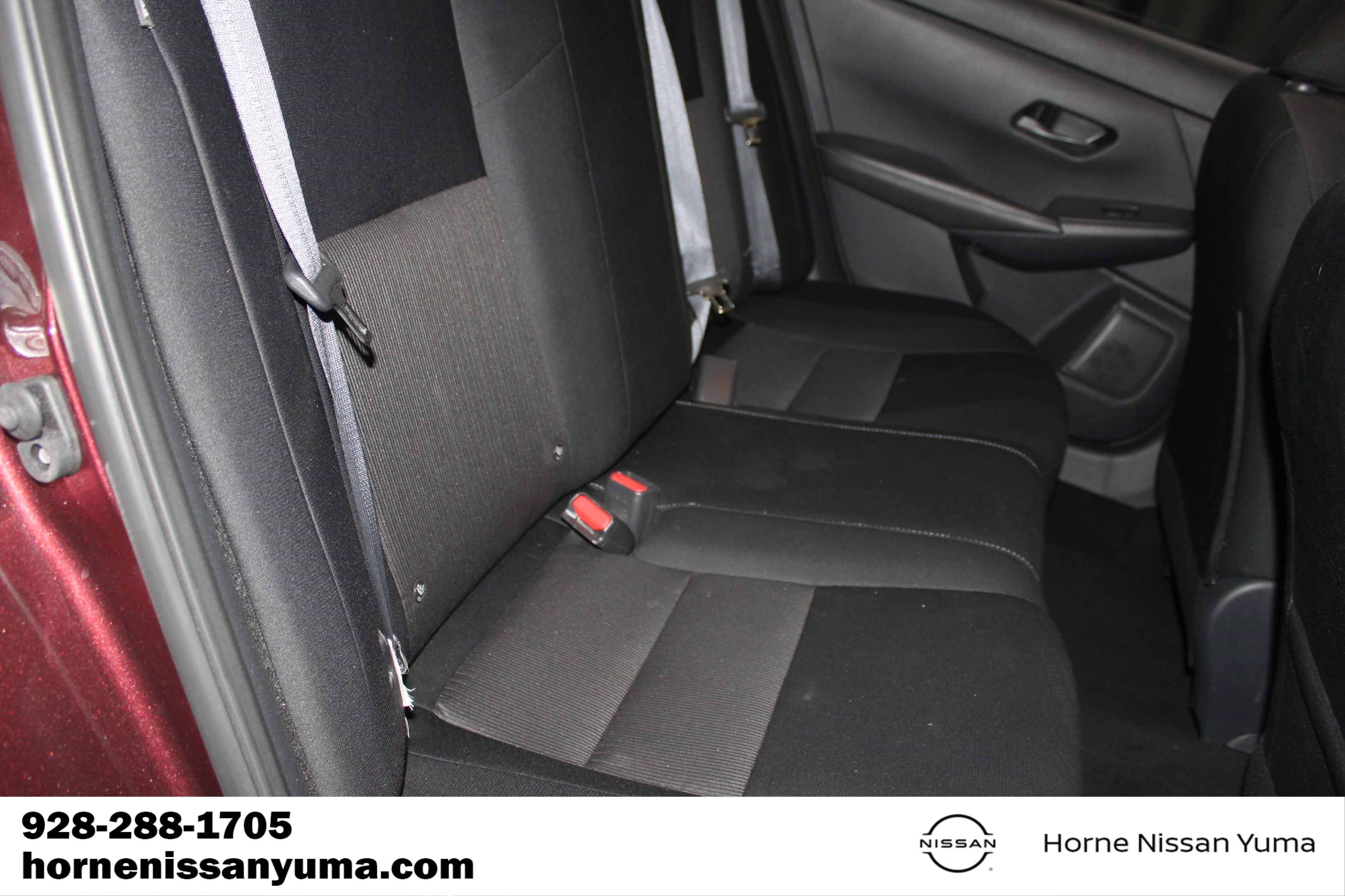 Used 2024 Nissan Sentra SV FWD image 7