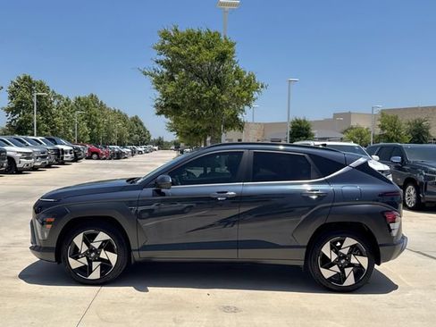 Used 2026 Hyundai Kona Limited FWD image 7