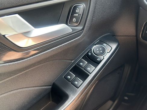 Used 2024 Ford Escape ST-Line w/ Tech Pack #1 FWD image 14