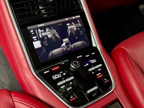 Used 2022 Porsche Panamera GTS w/ Premium Package AWD/4WD image 29