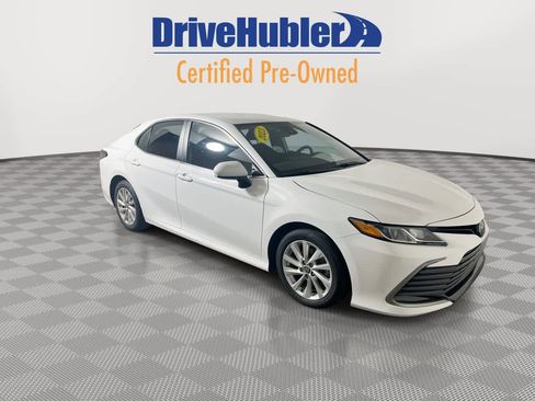Used 2023 Toyota Camry LE image 2