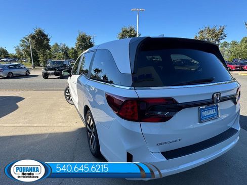 New 2026 Honda Odyssey EX-L image 3