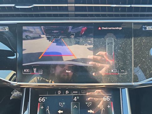 Used 2025 Audi Q7 3.0T Premium Plus AWD/4WD image 37