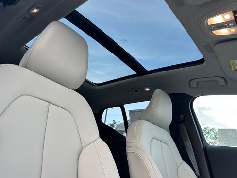 New 2026 Volvo XC40 B5 Plus w/ Climate Package image 14