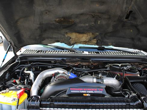 Used 2003 Ford F250 Lariat image 37