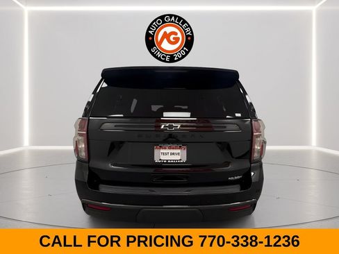 Used 2021 Chevrolet Suburban RST w/ Rear Media and Nav Package AWD/4WD image 7