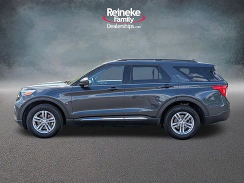 Certified 2023 Ford Explorer XLT w/ Equipment Group 202A AWD/4WD image 9