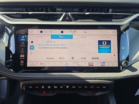 New 2026 Jeep Cherokee Laredo AWD/4WD image 23