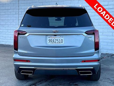 Used 2025 Cadillac XT6 Premium Luxury image 3
