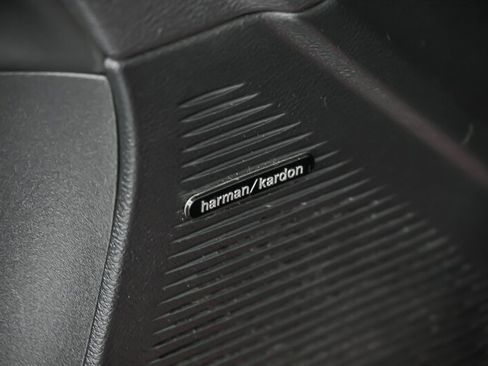 Used 2017 Dodge Challenger SRT Hellcat RWD image 14