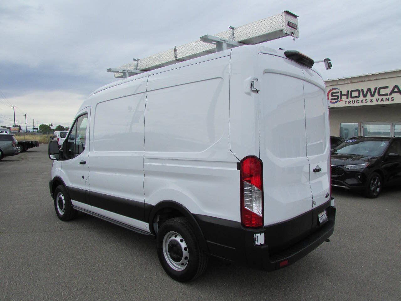 Used 2023 Ford Transit 350 Medium Roof w/ Interior Upgrade Package RWD image 8