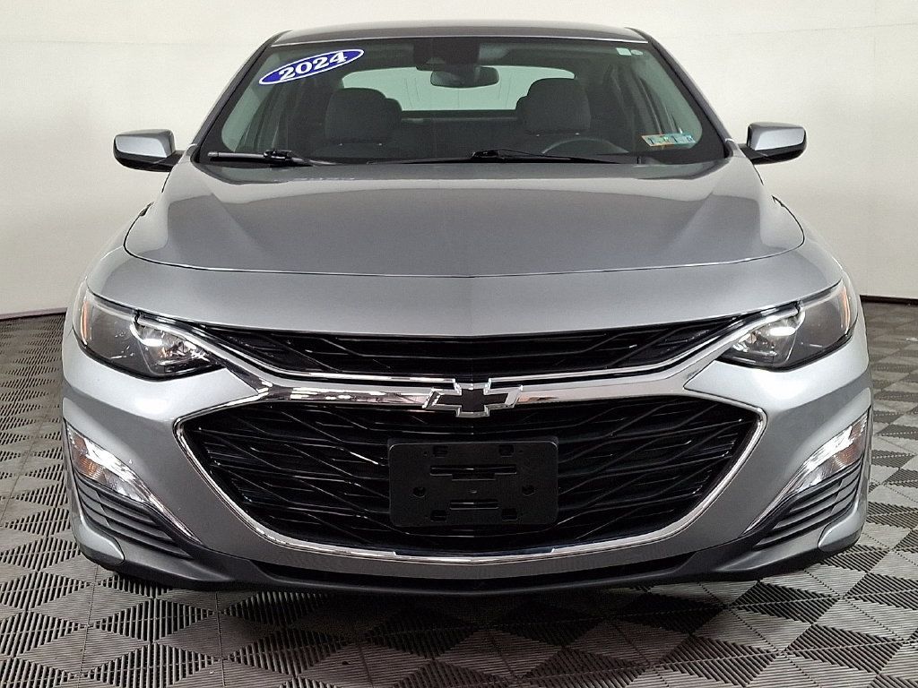 Used 2024 Chevrolet Malibu RS FWD image 5