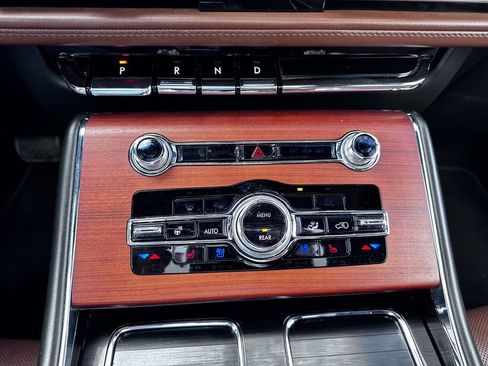 Used 2021 Lincoln Aviator Reserve w/ Equipment Group 202A image 26