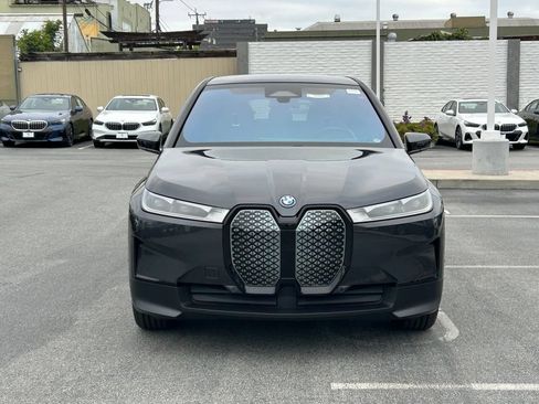 Used 2023 BMW iX xDrive50 AWD/4WD image 8