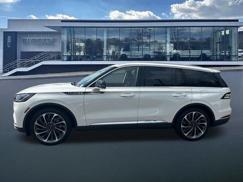 New 2026 Lincoln Aviator Reserve AWD/4WD image 4