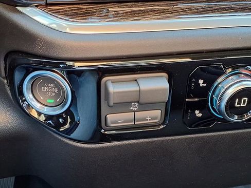 New 2026 GMC Sierra 3500 SLE w/ SLE Value Package image 14