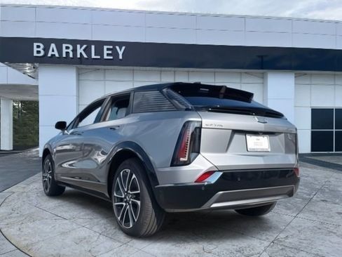 New 2026 Cadillac Optiq Sport 1 image 5