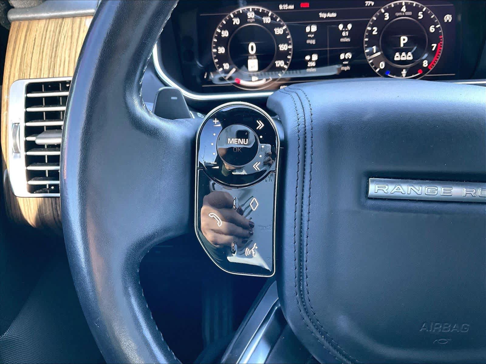 Used 2019 Land Rover Range Rover Supercharged AWD/4WD image 18