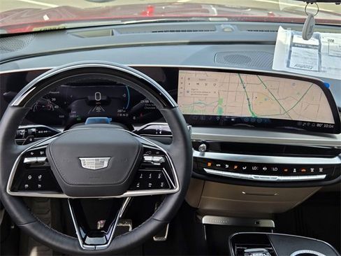 New 2025 Cadillac Lyriq Luxury image 12