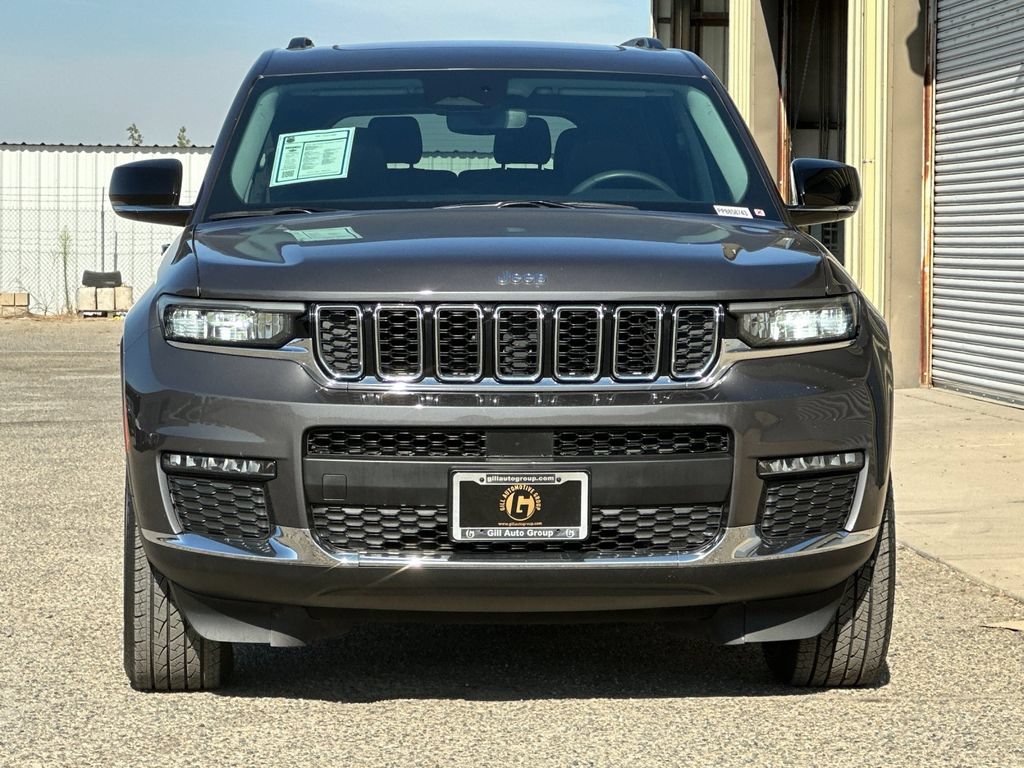 Used 2023 Jeep Grand Cherokee L Limited AWD/4WD image 9