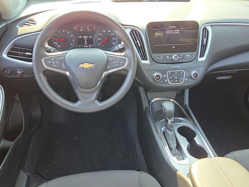 Certified 2023 Chevrolet Malibu LT FWD image 11